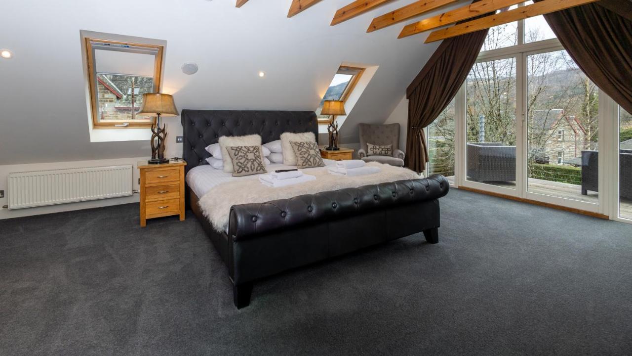 Mains Of Taymouth Country Estate 5* Houses Kenmore  Exterior photo