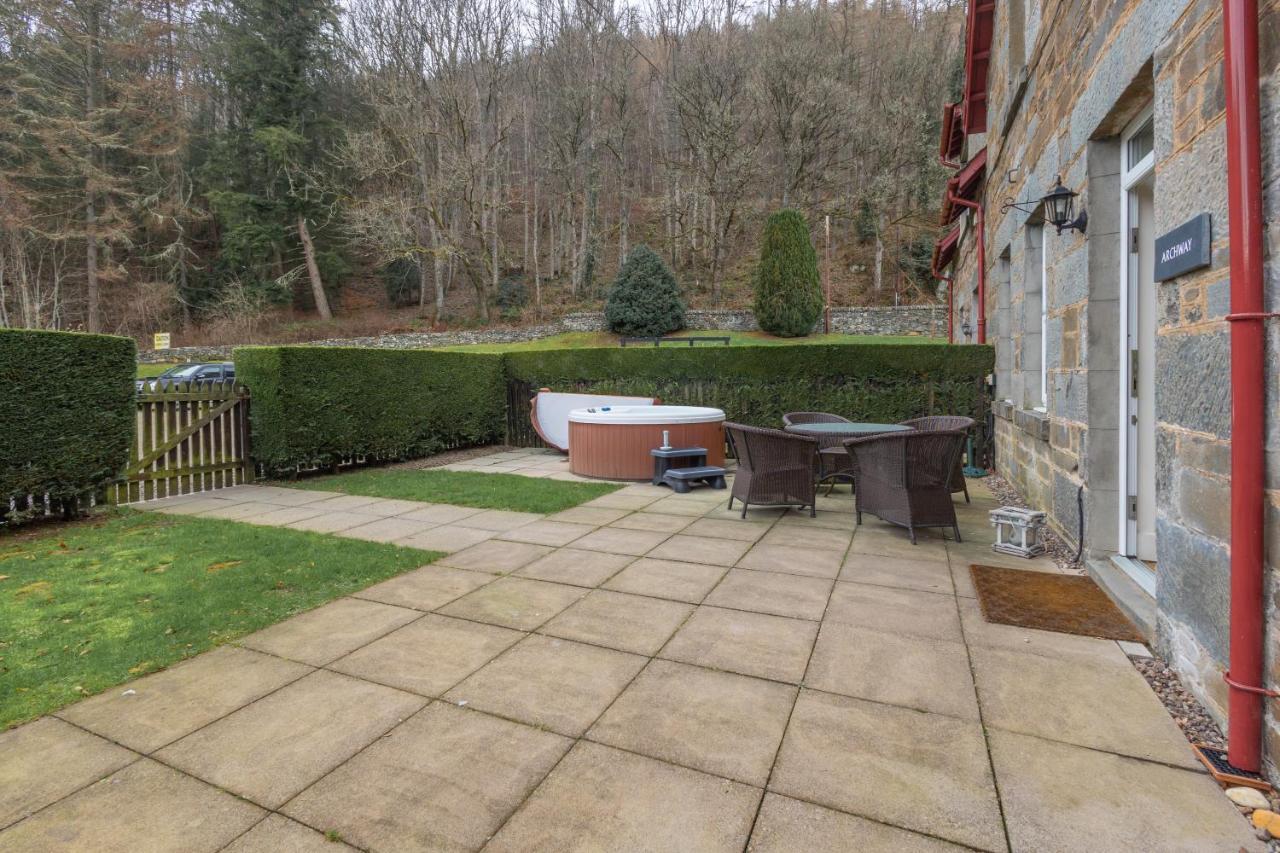 Mains Of Taymouth Country Estate 5* Houses Kenmore  Exterior photo
