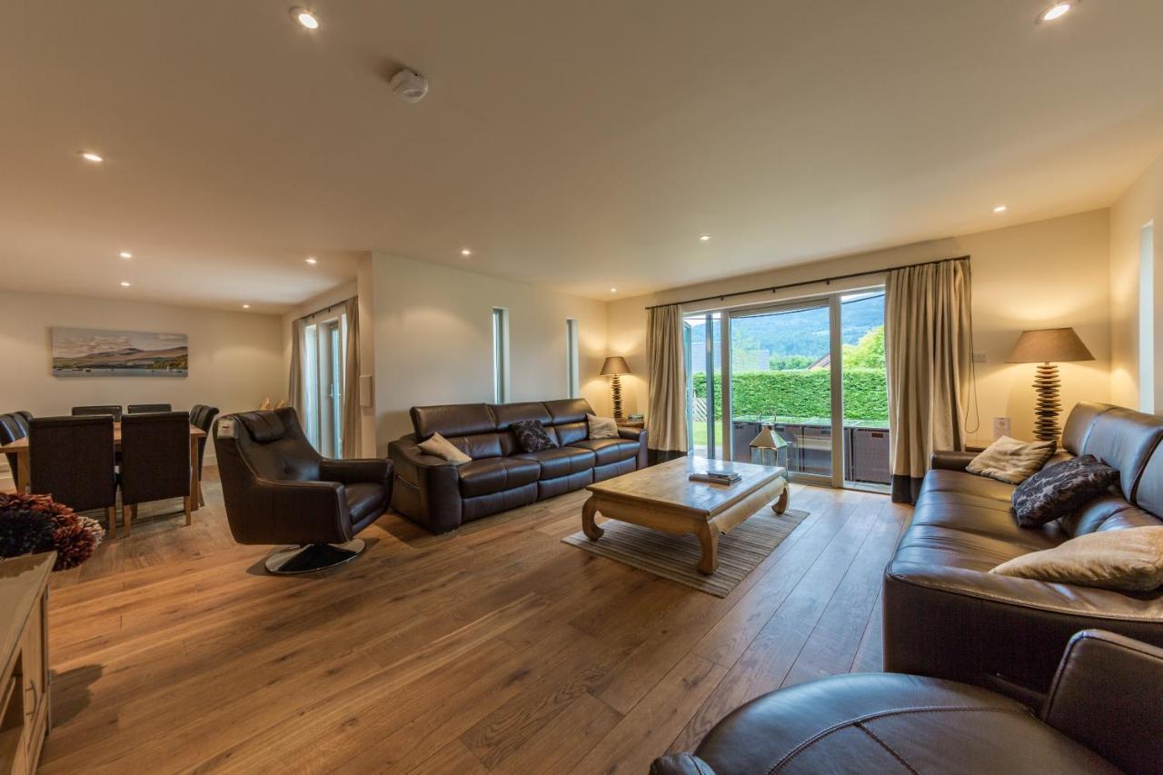 Mains Of Taymouth Country Estate 5* Houses Kenmore  Exterior photo